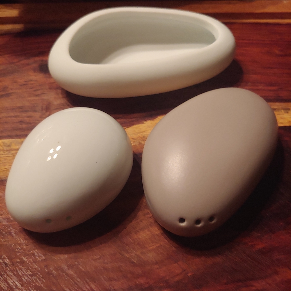 Willow Collective Balance Salt, pepper and soft tray